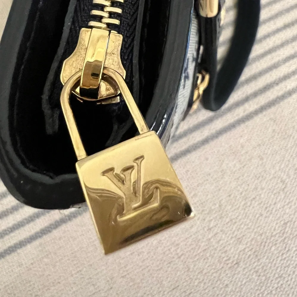 Louis Vuitton DENIM Navy/Grey PM Lucille Mini Lin Bag - Picture 7 of 13